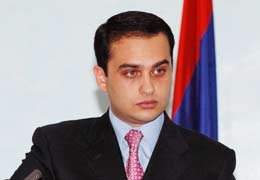 Офис Кочаряна посоветовал Пашиняну задуматься к каким последствиям приведет фактический отказ властей Армении от участия в мирных переговорах по Карабаху