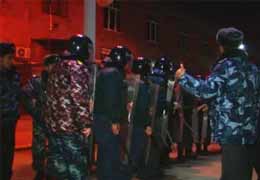 Police disperse rally against rising power rate in Gyumri using special means