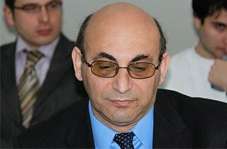 Ариф Юнусов: Дискуссии о возврате районов Азербайджану в обозримом будущем останутся на бумаге 