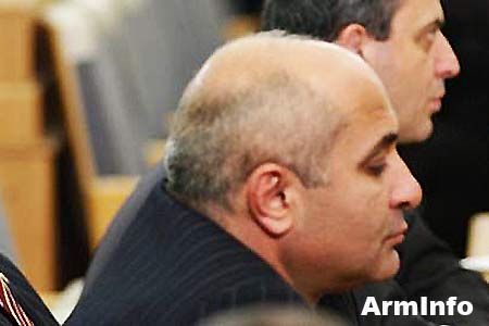 Брату экс-премьера Овика Абрамяна предъявлены обвинения за незаконное хранение оружия и боеприпасов