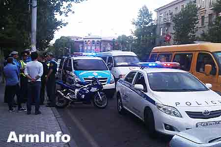 Armenian government rejects draft law regulating communication with  traffic police officers