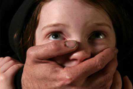 В Армавире 67-летний мужчина совратил 7-летнюю девочку