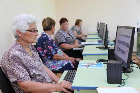 Ամասիայում եվ ալավերդիում համակարգչային դասընթացների՝ միջին տարիքի եվ տարեց մասնակիցներին շնորհվեցին հավաստագրեր