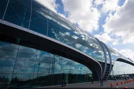 Armenian citizens stuck at Moscow Domodedovo airport will have the  opportunity to return to their homeland