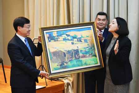 Employees of the Embassy of Kazakhstan handed over to the House  Museum of Martiros Saryan copies of his works, kept in the fund of  the State Art Museum named after  Kasteev