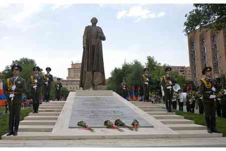 Yerevan advised Aliyev to reconsider his own policy on glorification  of such criminals as Safarov