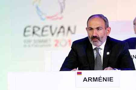 Пашинян: Неправильно думать, что мэр Еревана или кто-то из нас не допустит ошибок - мы не идеальны
