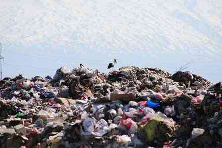 Общегосударственный субботник ликвидирует 6 мусорных свалок и 447 мусорных "сугроба"