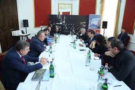 В Ереване состоялась ежегодная неформальная встреча посла Казахстана в Армении с главными редакторами ведущих армянских СМИ