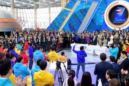 Президент Казахстана поручил правительству и олигархам поддержать стартапы