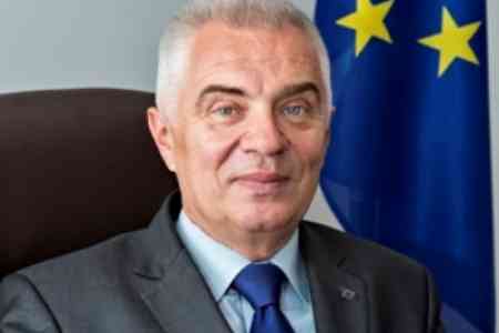 In general, Switalski positively assessed his activity in Armenia