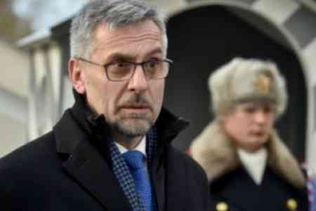 Министр обороны Чехии с официальным визитом едет в Армению