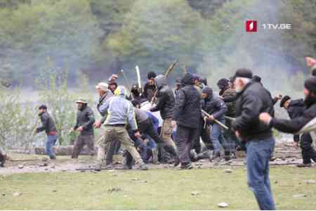 В Панкисском ущелье жители напали на полицейских