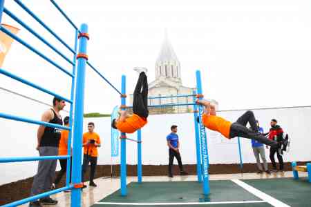 При поддержке Конверс Банка в Шуши построена профессиональная спортивная площадка