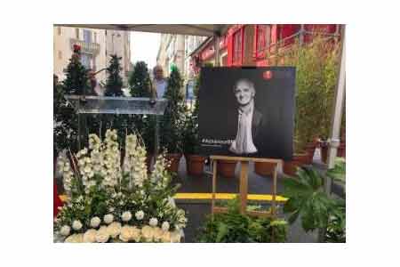 In Paris, a memorial plaque was inaugurated at first Paris apartment  building of Aznavour family