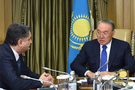 Нурсултан Назарбаев на встрече с Тиграном Саркисяном указал на необходимость расширения географии экономических партнеров ЕАЭС