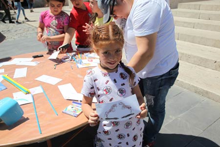 При содействии Beeline в Центре искусств Гафесчяна отметили День защиты детей