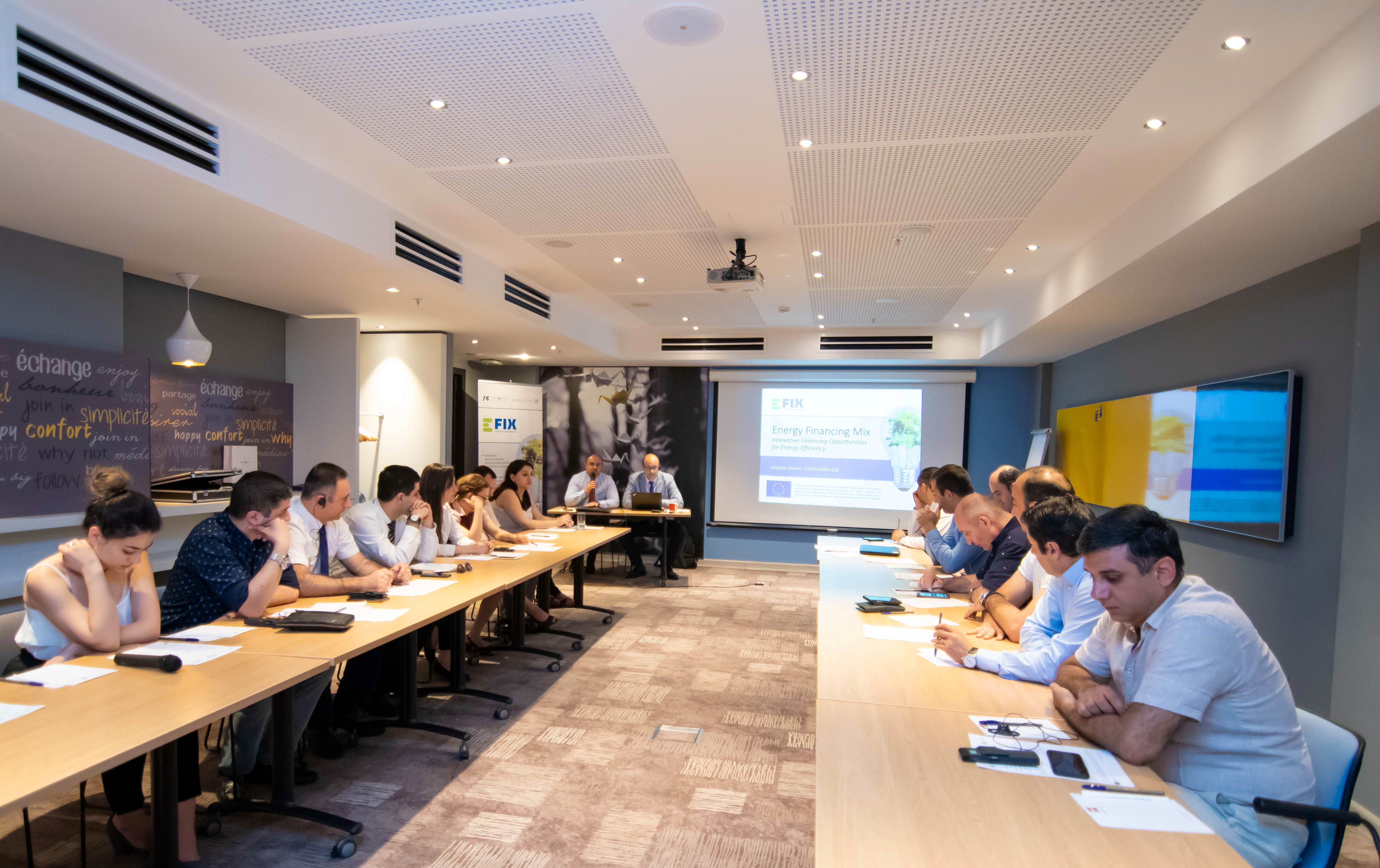 В рамках программы E-FIX компания ACBA Leasing провела мастер-класс на тему "Развитие энергоэффективности в Армении"