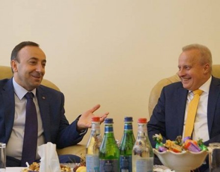 Председатель КС Армении встретился с послом России в РА   