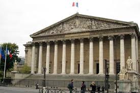 Посол Армении и вице-спикер парламента Франции обсудили перспективы сотрудничества