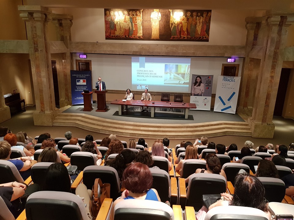 Учебный семинар и национальный форум учителей французского языка Армении прошел в Ереване