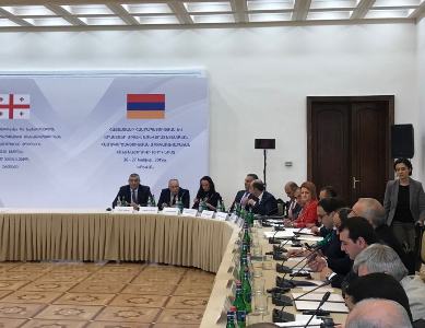 Тигран Авинян: Ереван придает огромную важность развитию отношений с Тбилиси