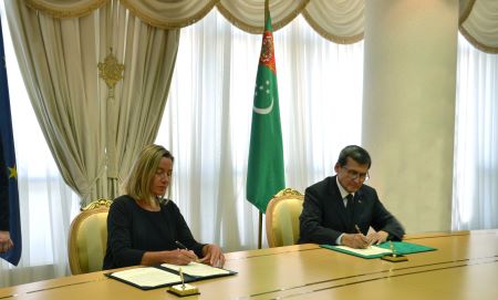 В Ашхабаде подписан документ о создании  Делегации Европейского Союза в Туркменистане