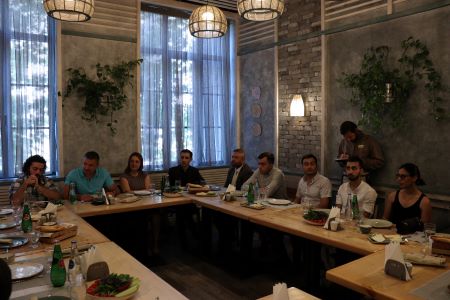 General Director of Beeline in Armenia held a business dinner with  graduates of the "School of Leadership"