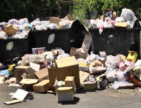 Yerevan residents will have to endure garbage stench until September:  Municipality and Sanitek continue to shift responsibility to each  other