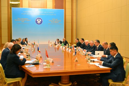 В Ашхабаде состоялось заседание Экономического Совета СНГ