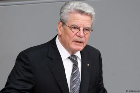 Joachim Gauck: Armenia`s historical mission should be to build a real  democracy in this region
