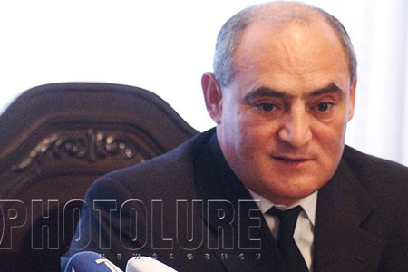 Обнаружено тело бывшего министра внутренних дел Армении с огнестрельным ранением в области головы