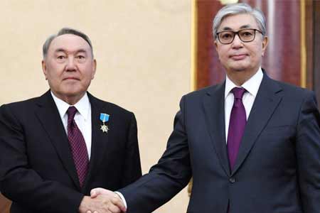 Эксперт: Хотелось бы, чтобы Назарбаев и Токаев сели за один стол и договорились