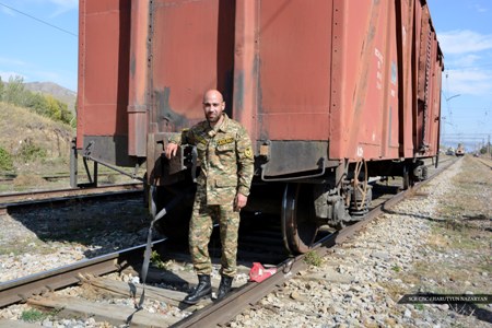 In Armenia, a two-time world champion pushed forward a freight car  weighing 3 tons and dragged it 3 meters 