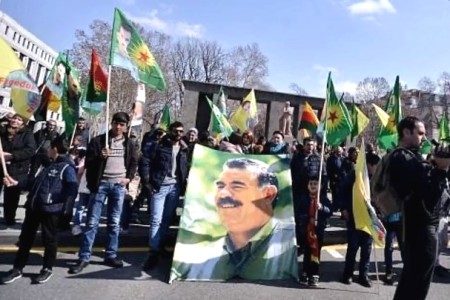 Kurdish community holds protest at the USA embassy in Yerevan in  connection with withdrawal of the USA troops from Syria