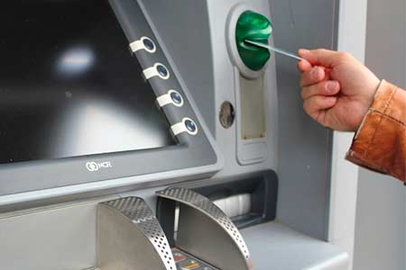 В Арцахе будет установлен лимит на снятие в банкоматах наличных денег