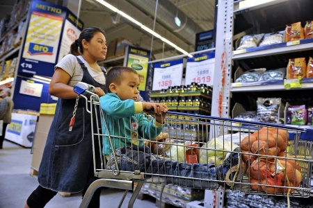 В Казахстане установили предельные цены на продукты