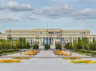 Казахстан оказывает гуманитарную помощь Кыргызстану и Таджикистану