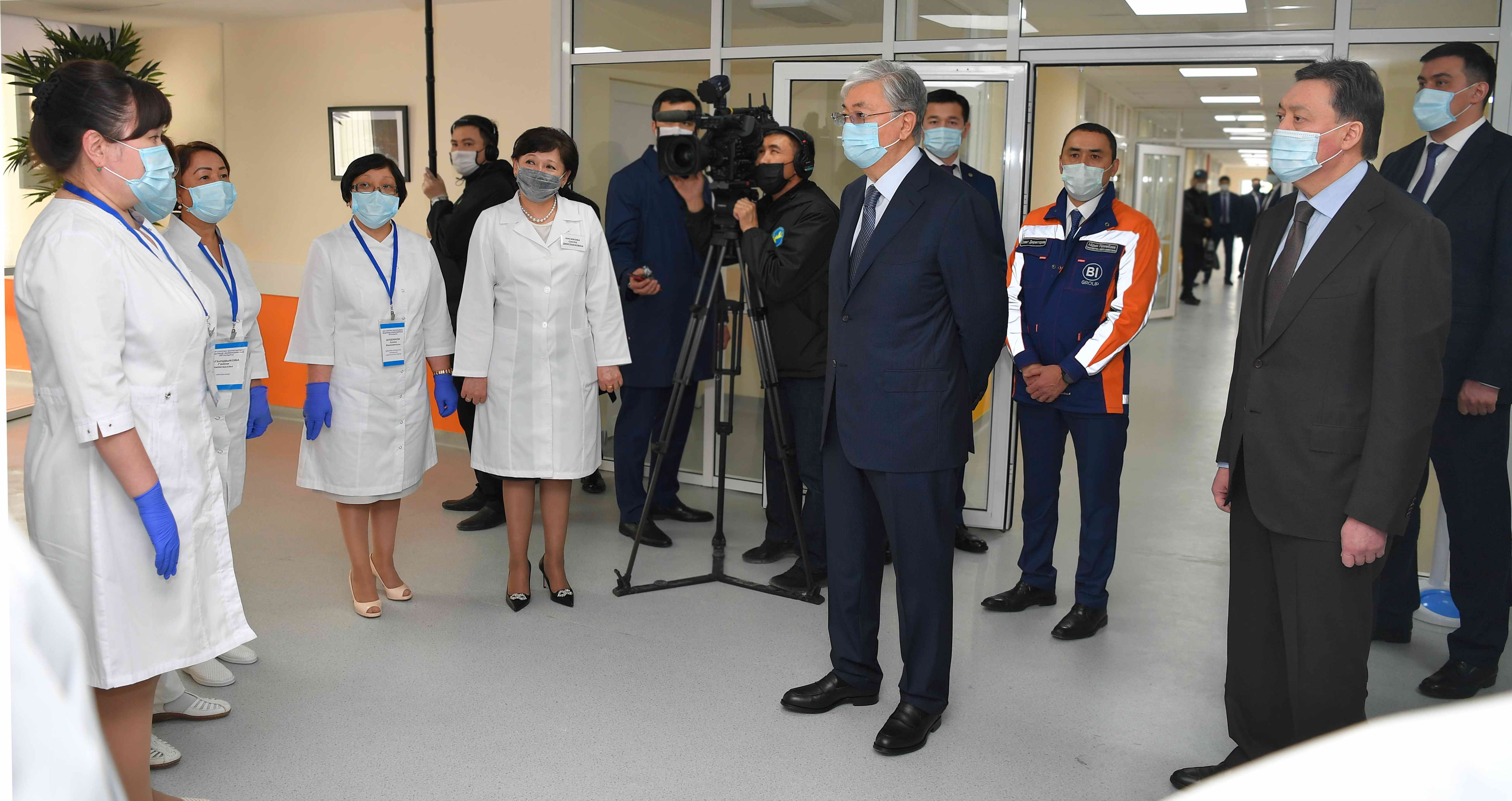 В Нур-Султане за 2 недели построили новую модульную  инфекционную больницу