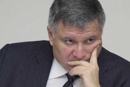 Глава МВД: Украина не будет оказывать военную помощь ни Еревану ни Баку в конфликте