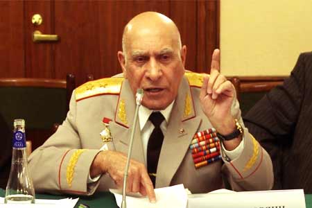 Генерал: Цель Алиева - выгнать население Армении с границ