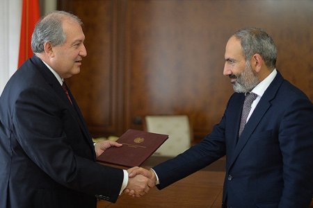  Pashinyan and Sarkissian discussed  coronavirus pandemic, escalation  on  Armenian-Azerbaijani state border and Turkey`s militant rhetoric