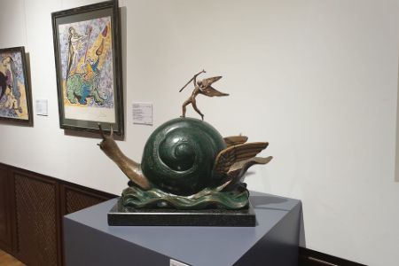 Dali and Picasso exhibition extended due to high popularity