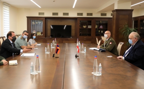 Armenia and Poland agree to restore  dynamics of cooperation in   military sector