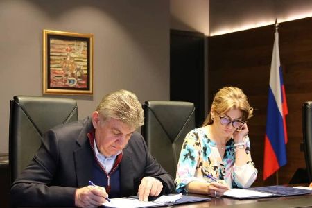 Մոսկվայում հայկական եւ ադրբեջանական համայնքների ղեկավարները համաձայնագիր են ստորագրել Ռուսաստանի տարածքում կոնֆլիկտային դրսեւորումներ թույլ չտալու մասին
