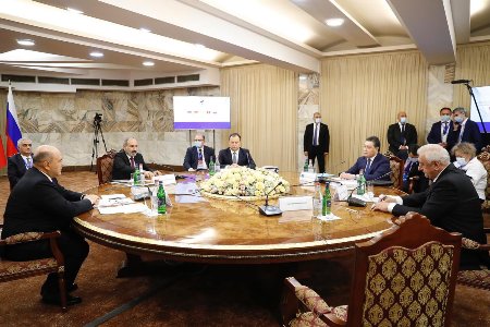 Никол Пашинян: Армения впредь будет прилагать усилия для скорейшего достижения намеченных целей в ЕАЭС, невзирая на все вызовы, перед которыми сегодня оказалась