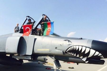 Минобороны РА: Азербайджанские ВС перешли к воздушному нападению