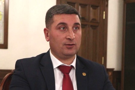 Construction of alternative road to Lachin to be completed in spring:  Sanosyan