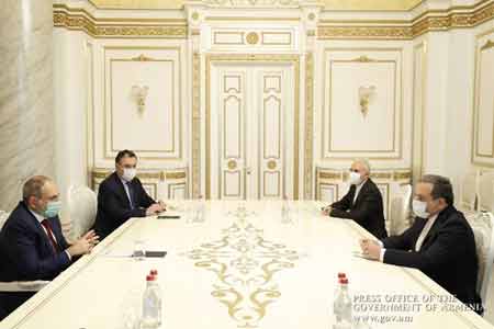 Abbas Arakchi presented to the Prime Minister of Armenia Iran`s  approach in resolving the situation in the region.