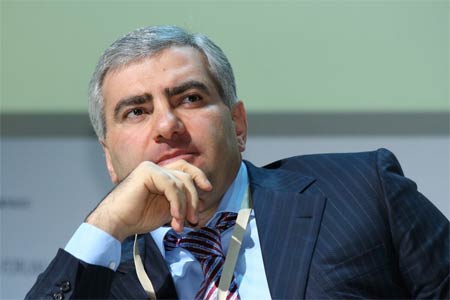 Самвел Карапетян заверил Пашиняна, что все запущенные программы будут продолжены
